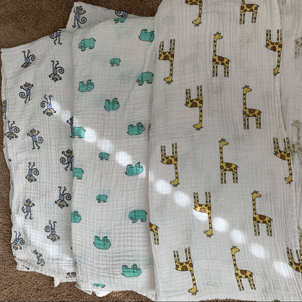 Swaddle blanket bundle